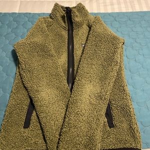 Women’s Columbia sherpa zip up